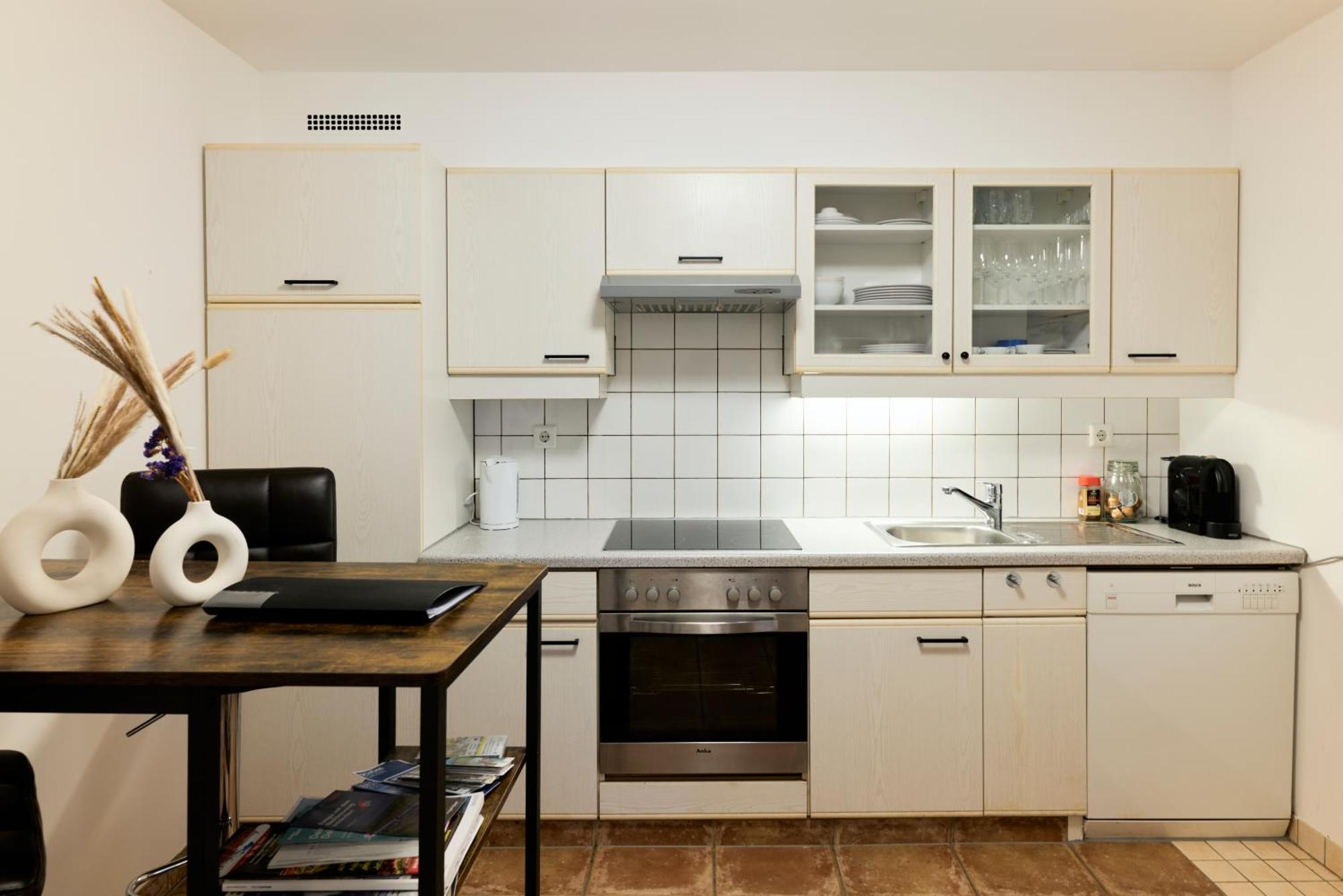 Stilvolle Gartenterrassenwohnung Mitten In Apartment